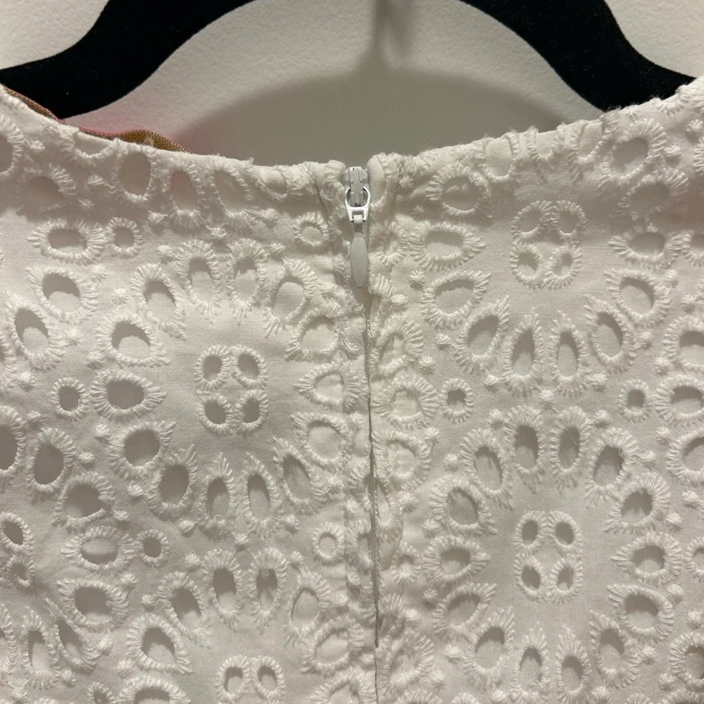 Lilly Pulitzer Roca Eyelet Cotton Crop Top White V-Neck Ruffle Sz 2